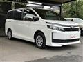 2016 Toyota Voxy