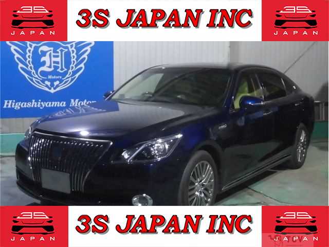2016 Toyota Crown Majesta