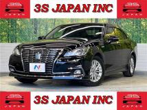 2016 Toyota Crown Hybrid