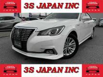 2016 Toyota Crown