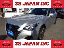 2016 Toyota Crown Hybrid