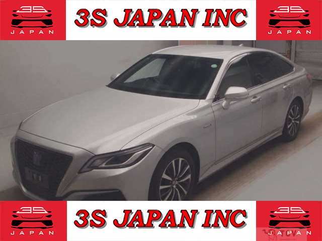 2018 Toyota Crown Hybrid