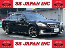 2017 Toyota Crown Hybrid