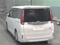 2015 Toyota Noah