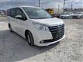 2017 Toyota Noah