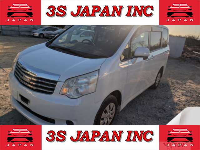 2013 Toyota Noah