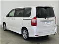 2011 Toyota Noah