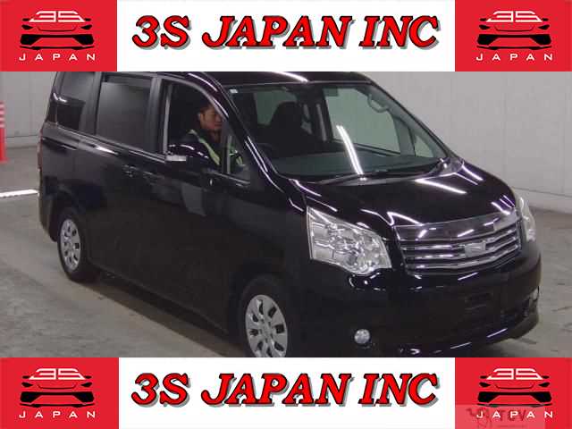 2013 Toyota Noah