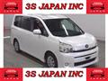 2011 Toyota Voxy