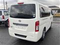 2020 Nissan NV350 Caravan