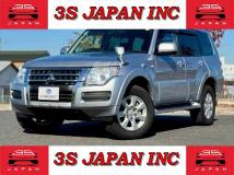 2016 Mitsubishi Pajero