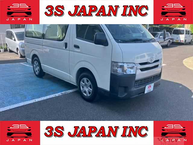 2015 Toyota Regiusace Van