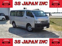 2009 Toyota Hiace Van