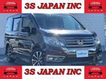 2013 Honda Step WGN
