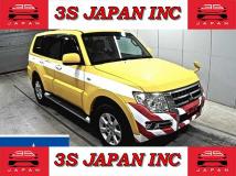 2015 Mitsubishi Pajero