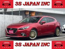 2015 Mazda Axela Sport