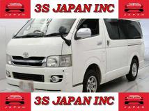 2010 Toyota Regiusace Van