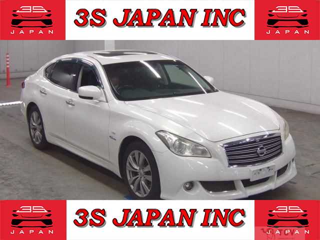 2013 Nissan FUGA HYBRID