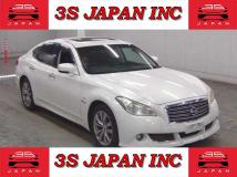 2013 Nissan FUGA HYBRID