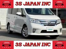 2013 Nissan Serena