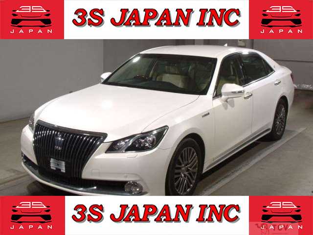2013 Toyota Crown Majesta