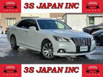 2016 Toyota Crown