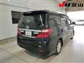 2013 Toyota Alphard