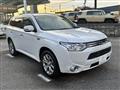 2013 Mitsubishi OUTLANDER PHEV