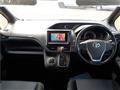 2017 Toyota Voxy