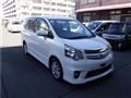 2013 Toyota Noah
