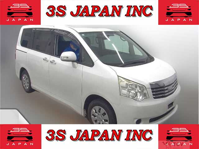 2013 Toyota Noah