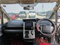 2013 Toyota Noah