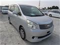 2013 Toyota Noah