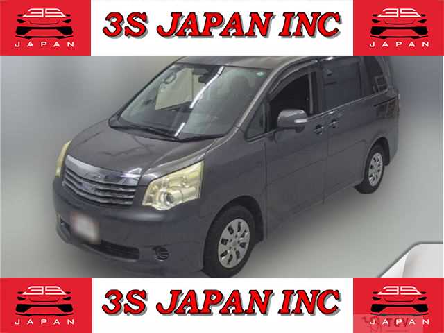 2013 Toyota Noah