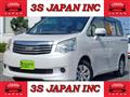 2013 Toyota Noah