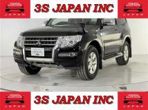 2017 Mitsubishi Pajero