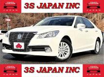 2013 Toyota Crown