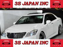 2011 Toyota Crown