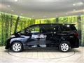 2013 Toyota Alphard