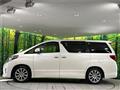 2013 Toyota Alphard