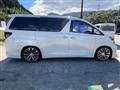 2014 Toyota Vellfire