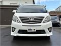 2013 Toyota Alphard