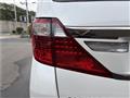 2013 Toyota Alphard