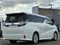 2015 Toyota Vellfire