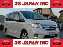 2013 Nissan Serena
