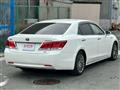 2013 Toyota Crown Majesta