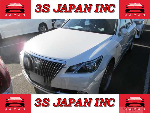 2013 Toyota Crown Majesta
