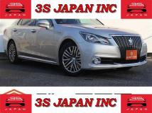 2015 Toyota Crown Majesta