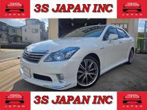 2012 Toyota Crown Hybrid