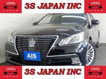 2013 Toyota Crown Hybrid